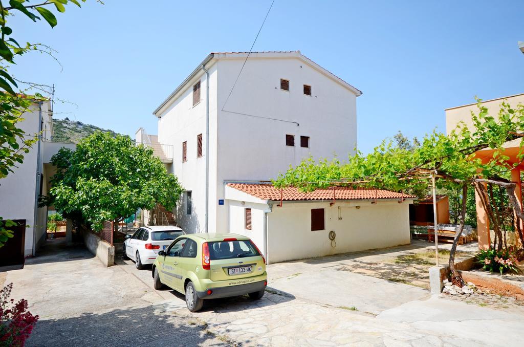 Apartments Kovacevic Rogoznica  Buitenkant foto