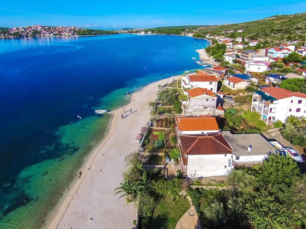 Apartments Kovacevic Rogoznica  Buitenkant foto